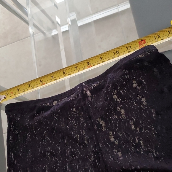 Sheer stretchy lace pull up bottoms - Picture 7 of 8